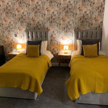 46 Ashfield Rd, Altrincham Hotel Buitenkant foto