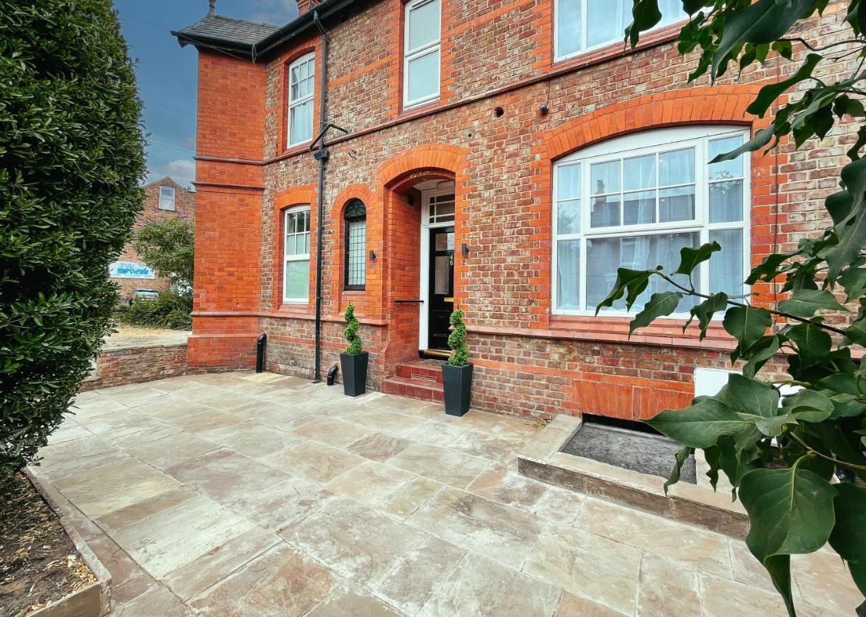 46 Ashfield Rd, Altrincham Hotel Buitenkant foto