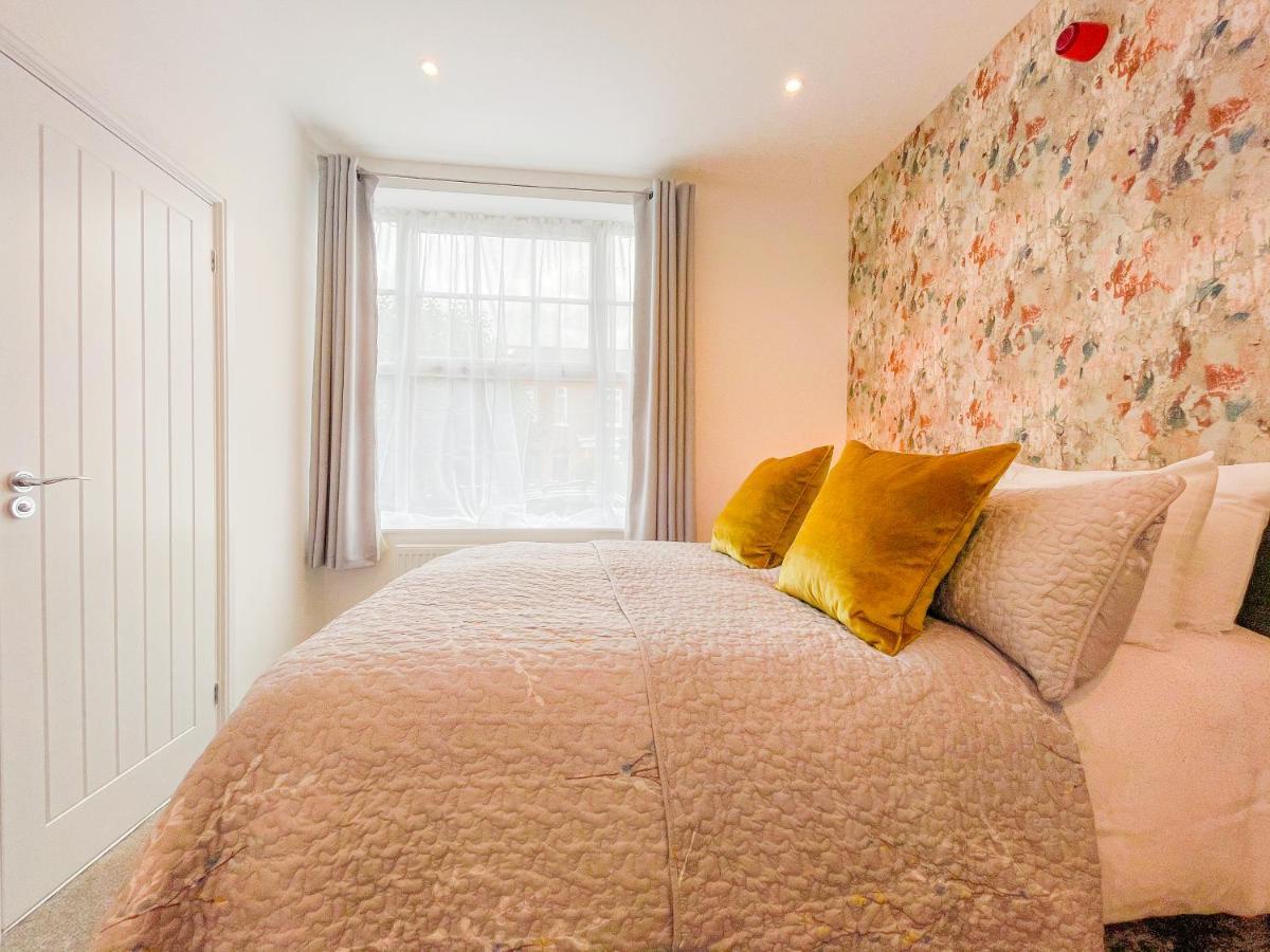 46 Ashfield Rd, Altrincham Hotel Buitenkant foto