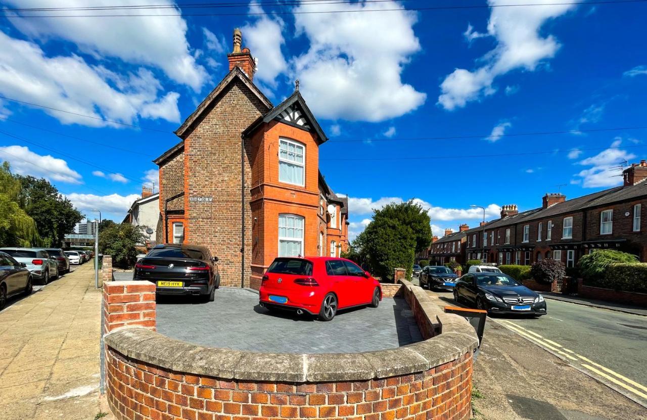 46 Ashfield Rd, Altrincham Hotel Buitenkant foto