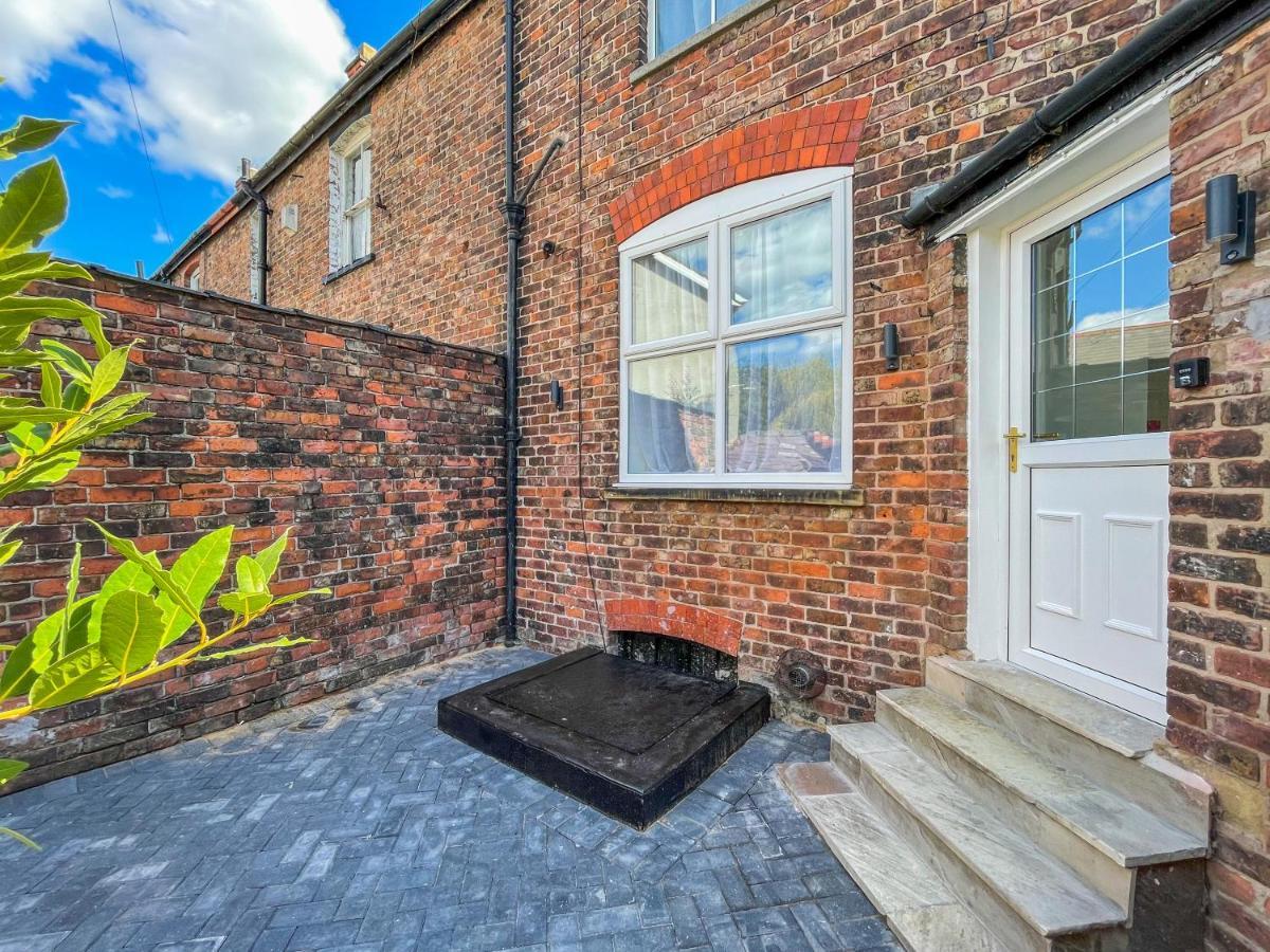 46 Ashfield Rd, Altrincham Hotel Buitenkant foto