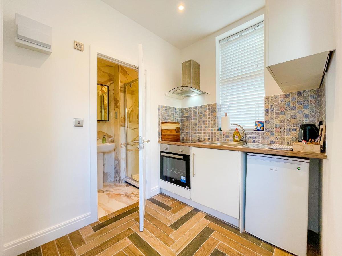 46 Ashfield Rd, Altrincham Hotel Buitenkant foto